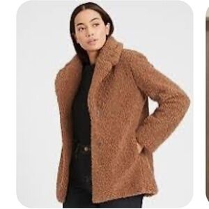 Banana republic Sherpa jacket toasted marshmallow